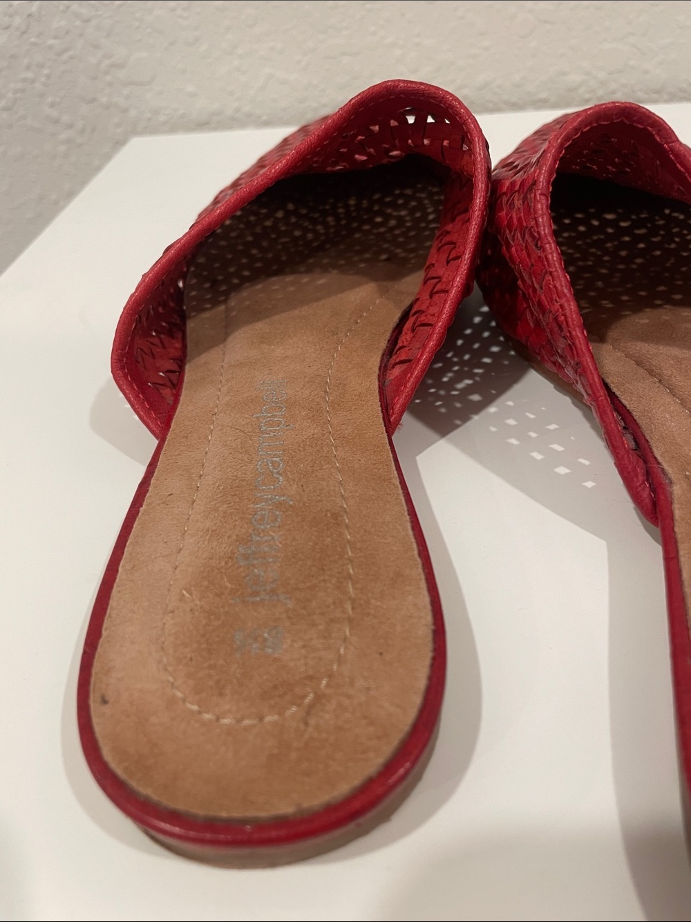 Jeffrey Campbell Red Woven Leather Mule Flats - Picture 5 of 6